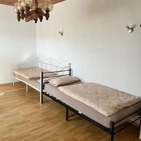 Сasa de vacaciones Firmenunterkunft Mert Betten 3