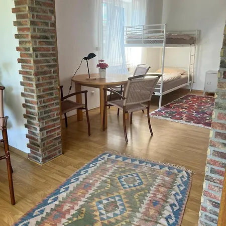 Firmenunterkunft Mert Betten 3 * Kamp-Lintfort