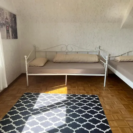 Сasa de vacaciones Firmenunterkunft Mert Betten 3 Kamp-Lintfort