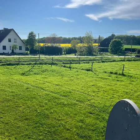 Firmenunterkunft Mert Betten 3 * Kamp-Lintfort