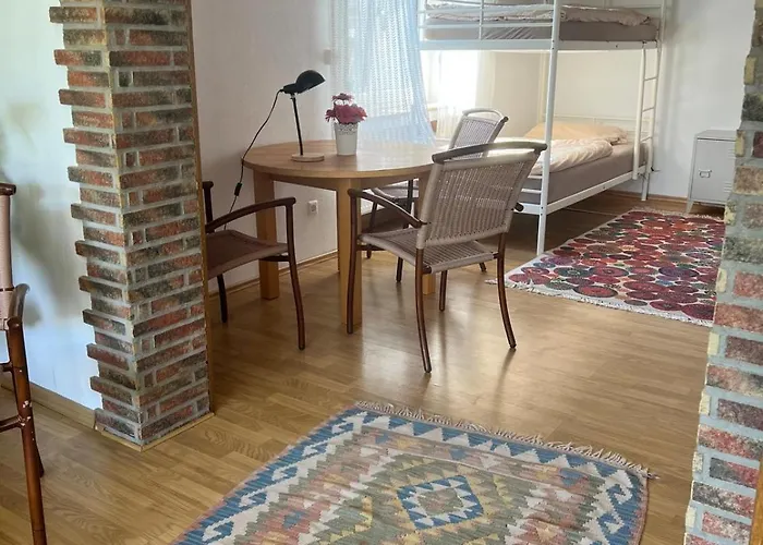 Firmenunterkunft Mert Betten 3 * Kamp-Lintfort