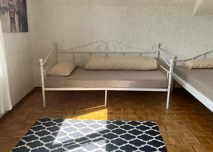 Prázdninový dům Firmenunterkunft Mert Betten 3 Kamp-Lintfort